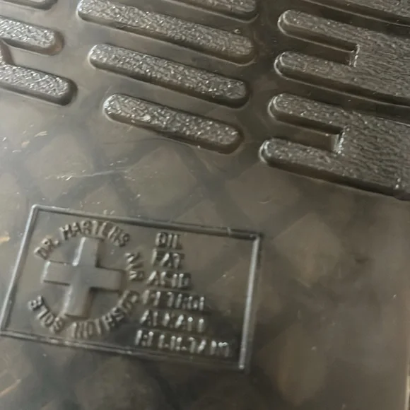 NWOB $130 Dr. Martens Jorge II Black Leather Slip-on. - Picture 5 of 10